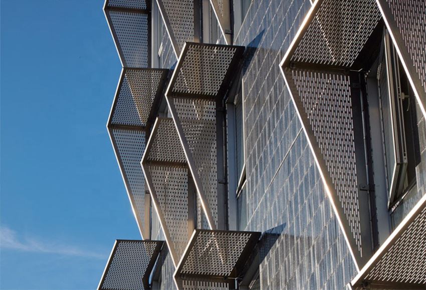 aluminum facade